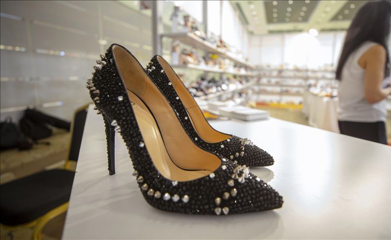 15. Eksposhoes Ayakkabı Moda Saraciye Fuarı, 8 Kasım'da Kapılarını Açacak